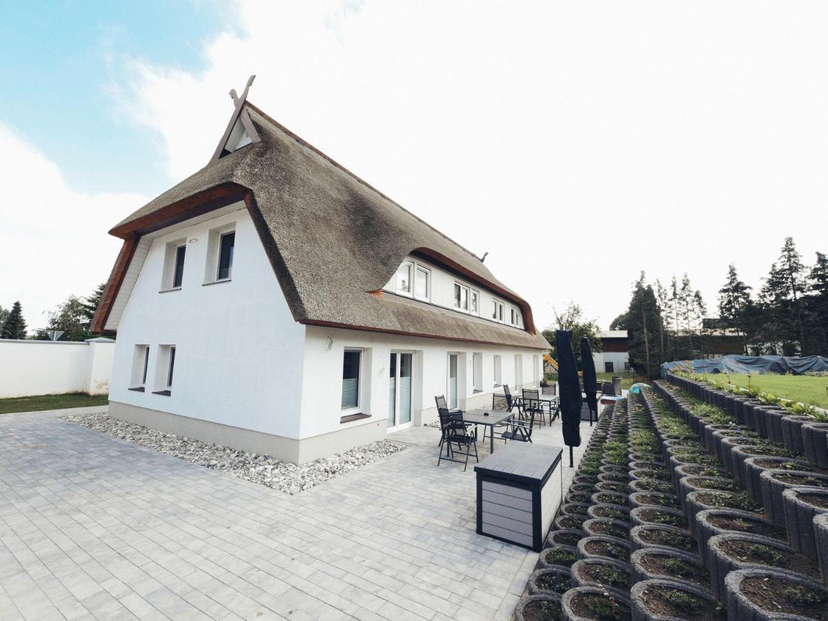 Ferienwohnungen Am Reiterhof Sallenthin Neu Sallenthin エクステリア 写真